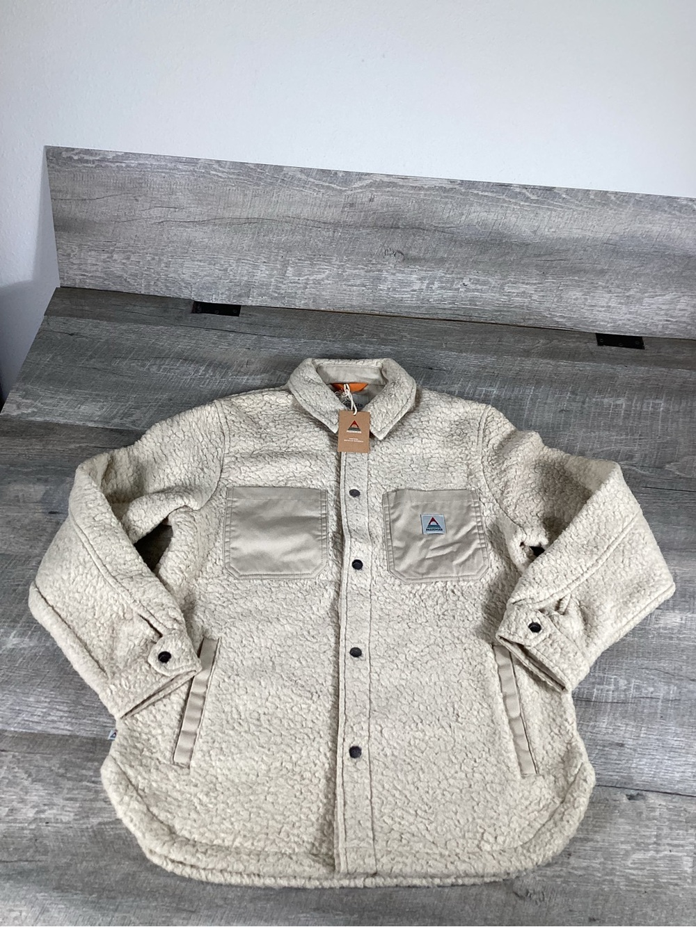 Passenger Beige Sherpa Jacket with 'Embrace the Journey' Patch Oatmeal size XS